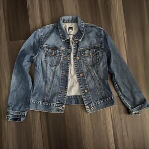 GAP Denim Jean Jacket Women’s Size Medium Dark Wash